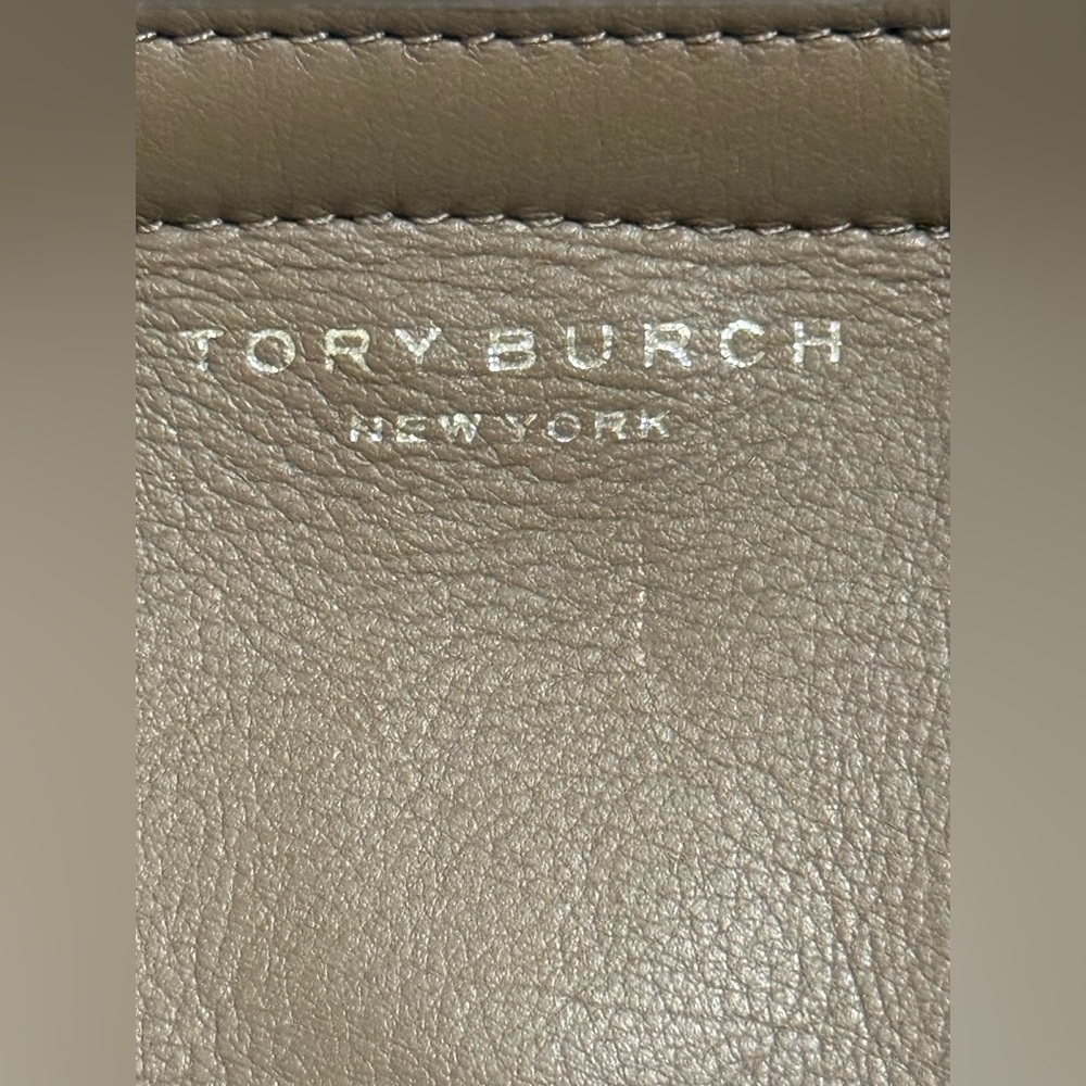 Tory Burch Brown Tote with Smooth Leather Finish - Picture 4 of 14